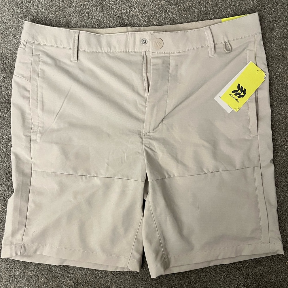 NWT all in motion Men’s Size 34 Cargo Short